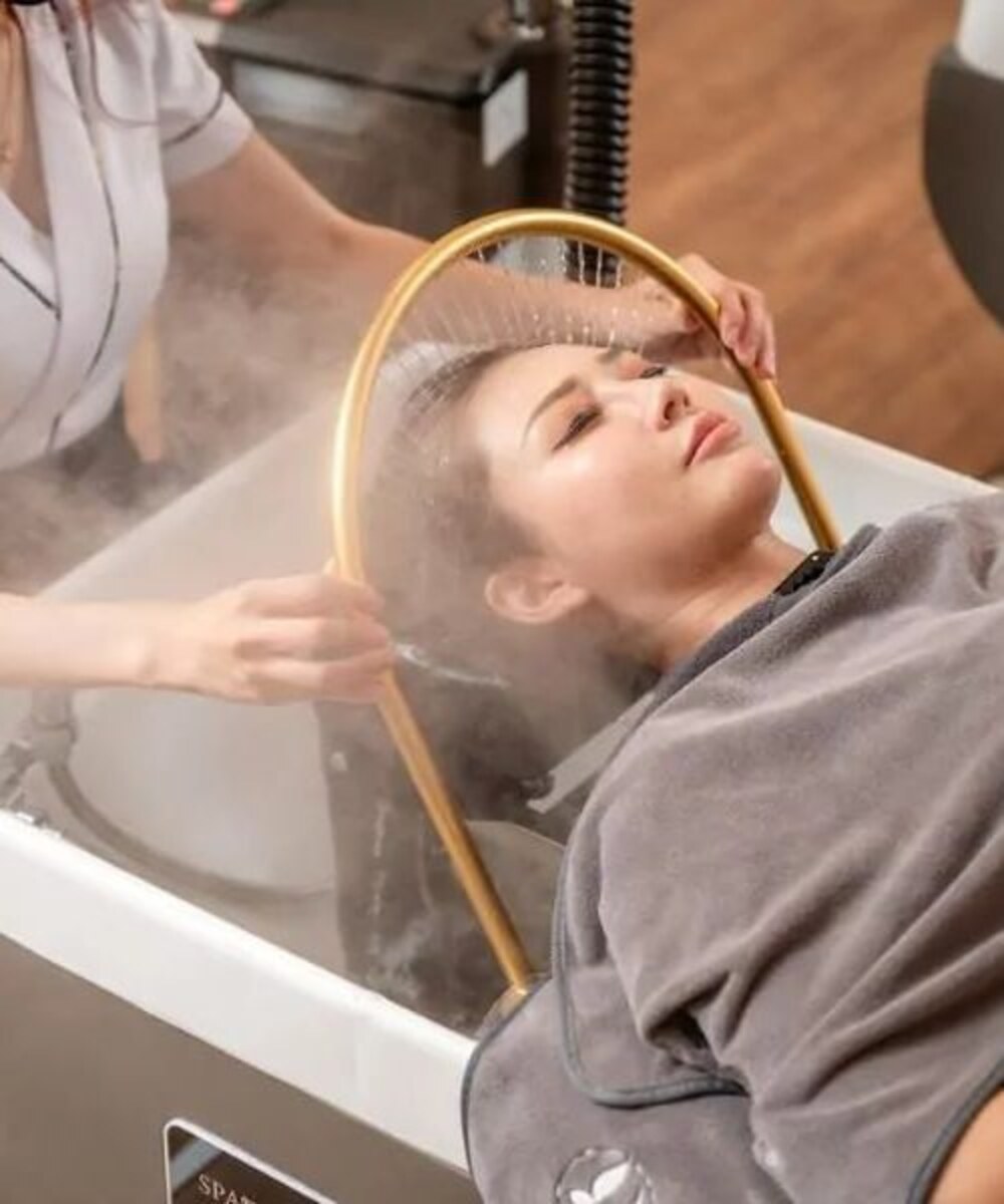 Customise Scalp Treatment at Roots Care